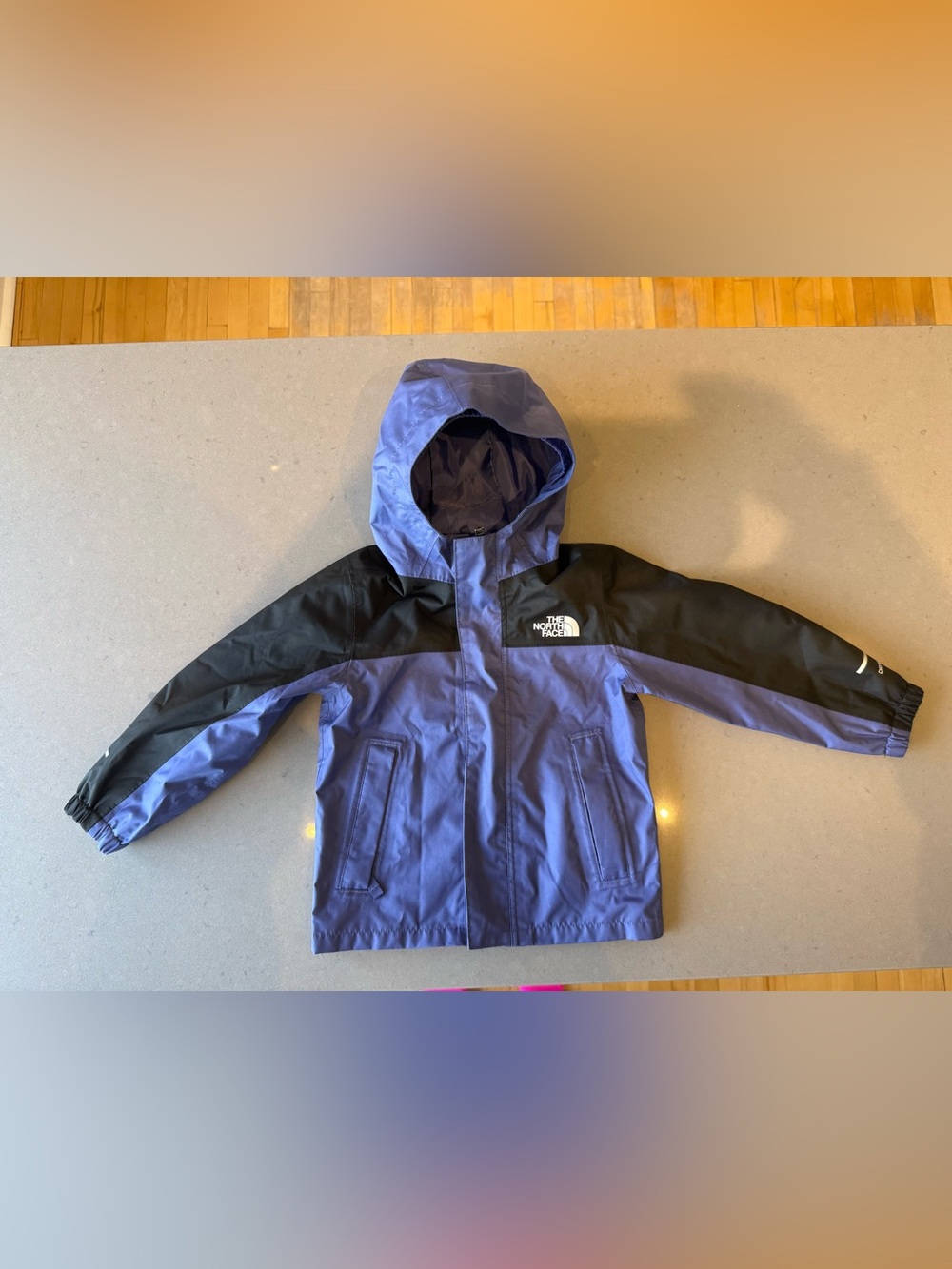 The North Face Kids Antora Tain Jacket in Purple and Black
